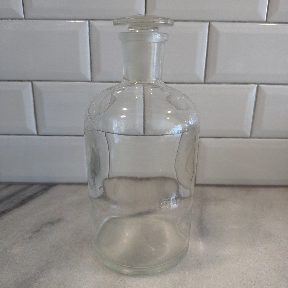 Vintage #29 PYREX Glass Apothecary Bottle / Ground Fit Stopper GW994